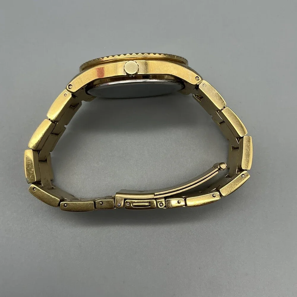 Fossil ES-2861 Womens Watch 38mm MOP Gold Tone Crystals Bracelet New Batt 6.75